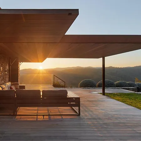 Architect's Luxury With Pool * Santa Pellaya